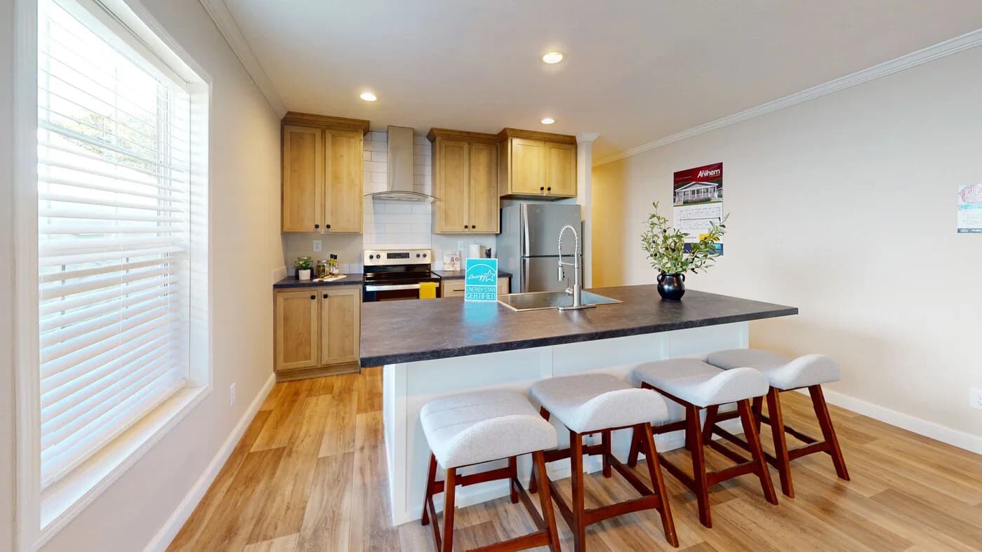 Cumberland duplex kitchen home features