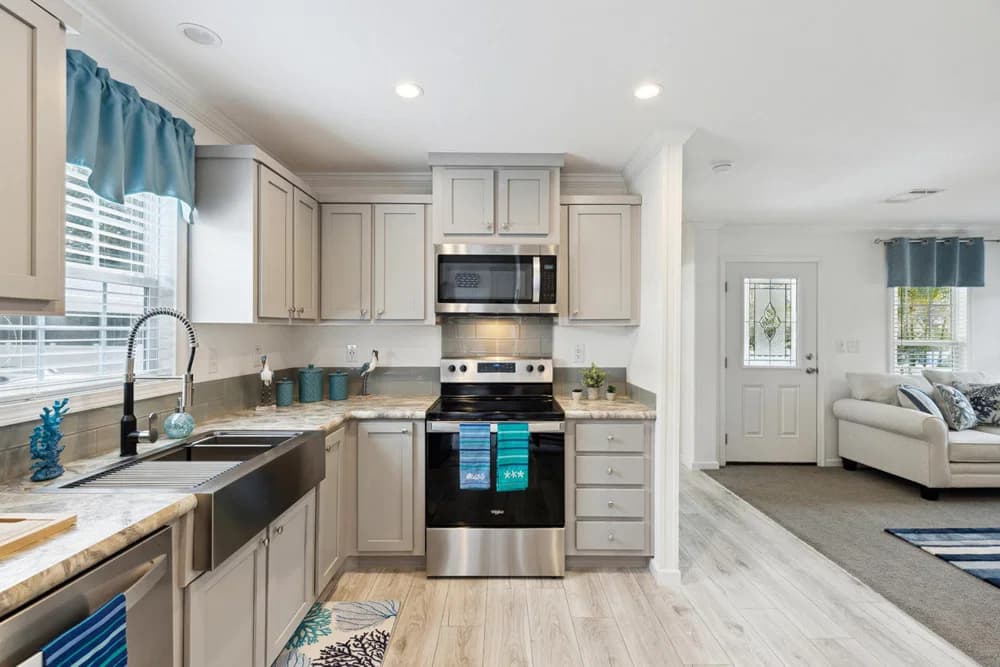 Amica kitchen home features