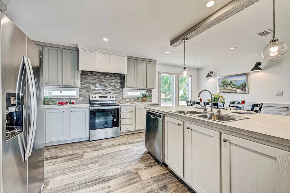 Morvin kitchen and hero home features