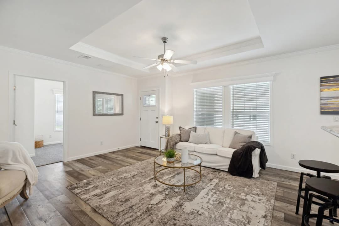 Silver springs 5029 interior home features
