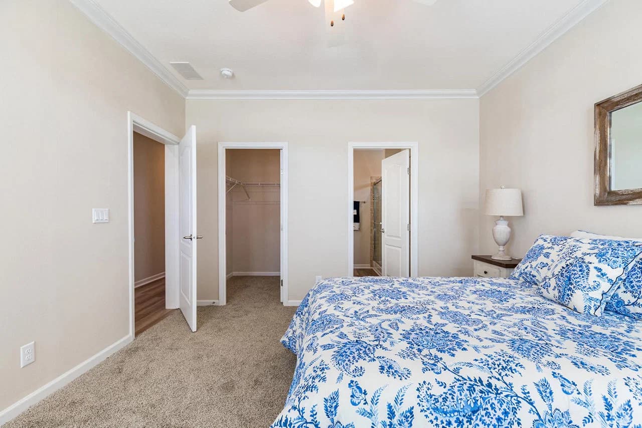 Silver springs 5035 bedroom home features