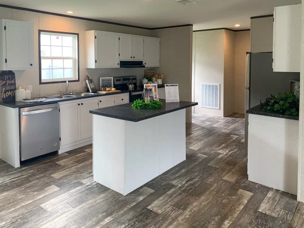 Woolwine kitchen home features