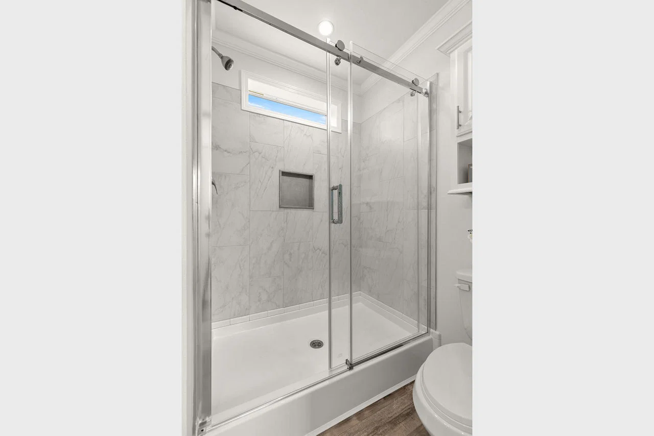 Palm bay 2622c bathroom home features