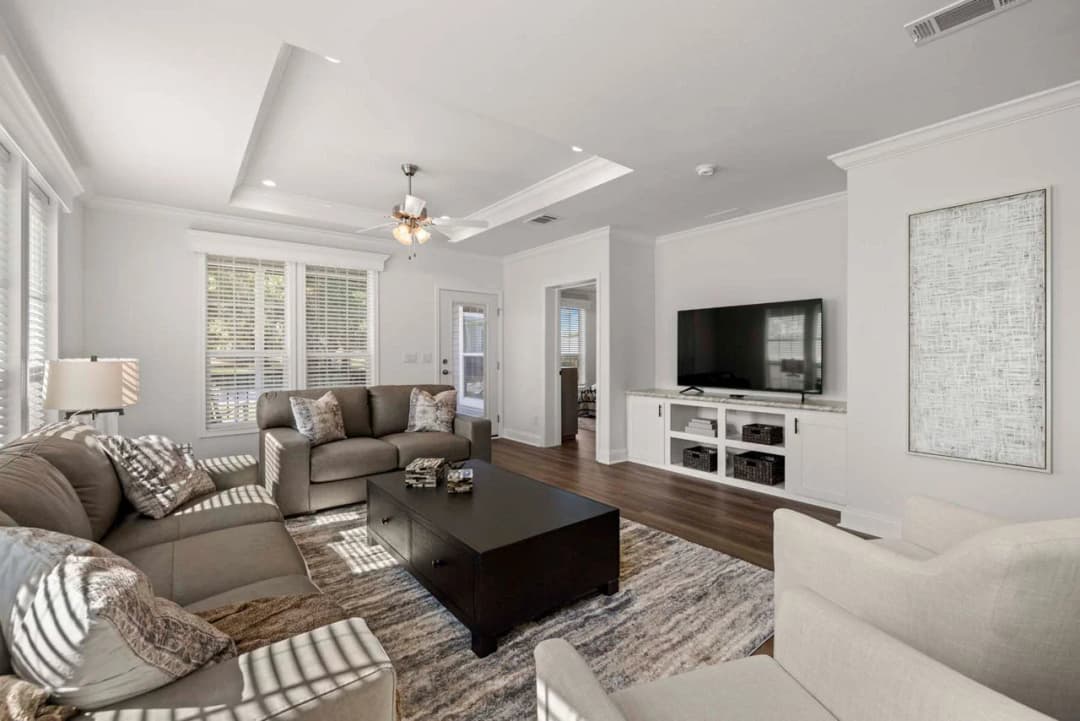 Silver springs 5320 interior home features