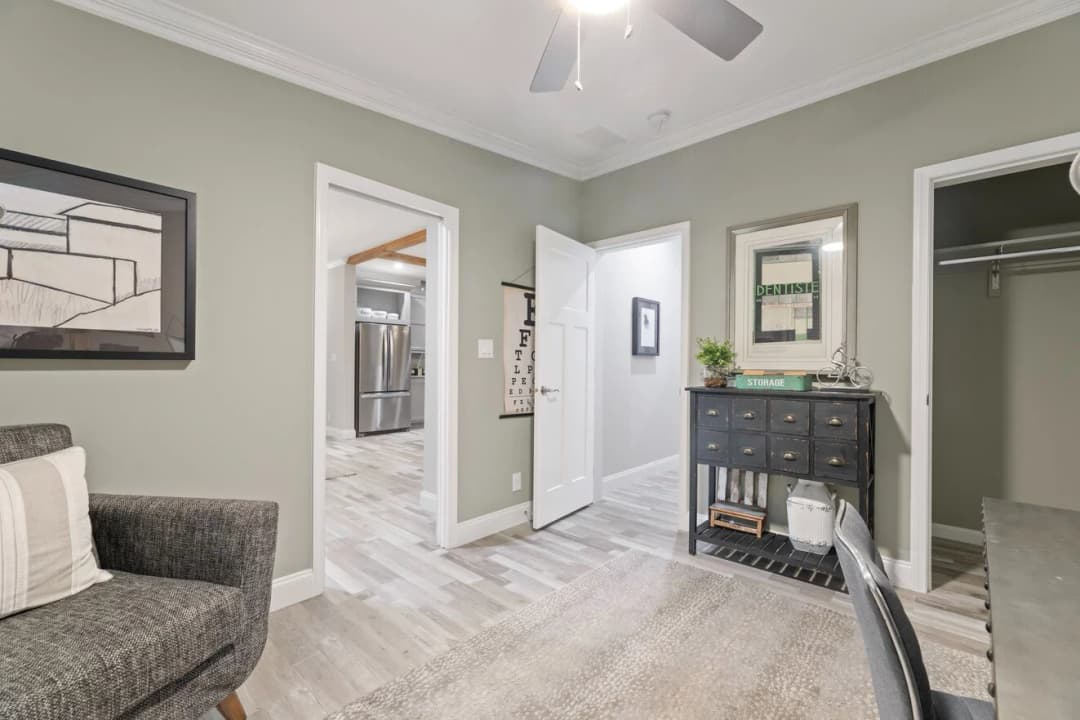 Isla ii 42484a bedroom home features