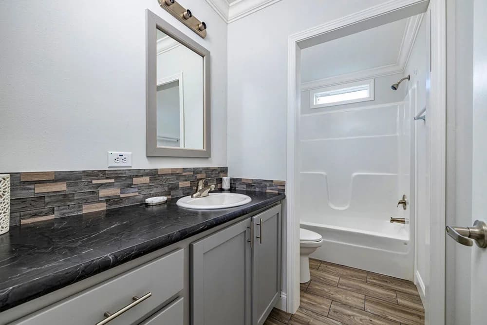 Douglas bathroom home features