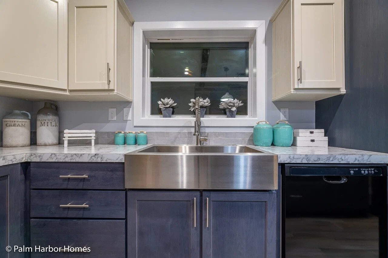 Jenkins 28522a kitchen home features