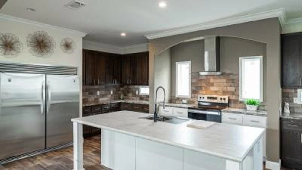 Eastman kitchen home features