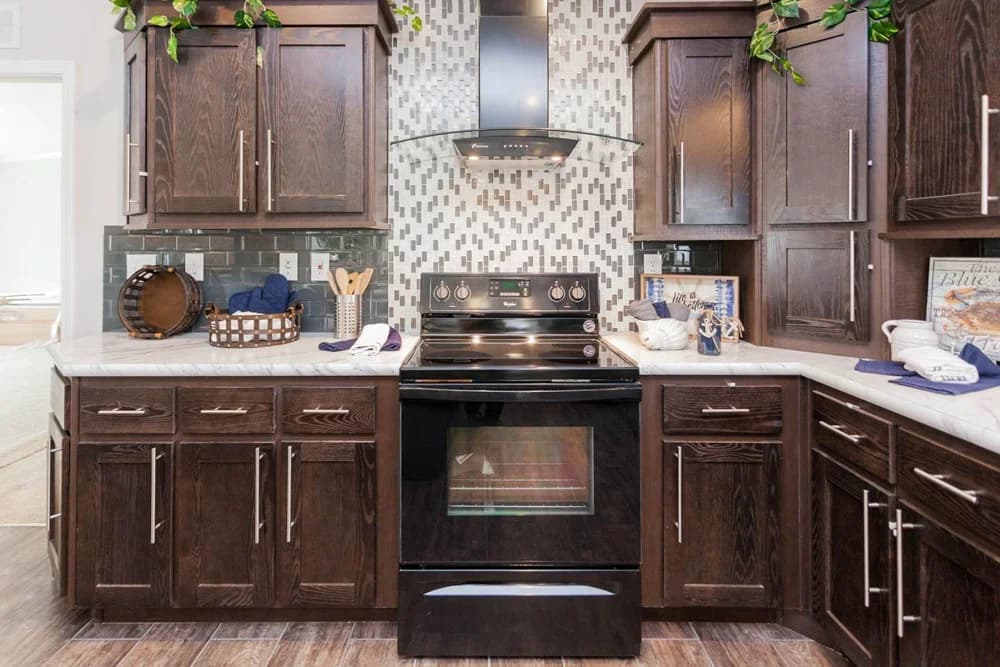 Larsen kitchen home features