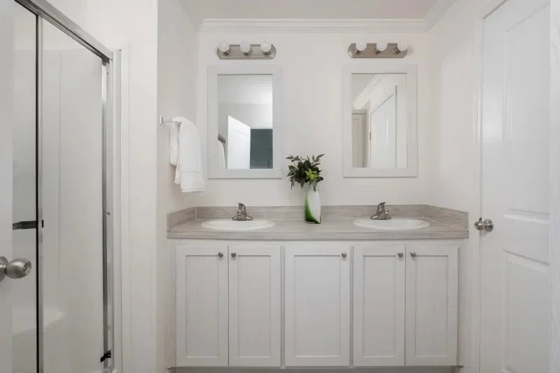 Rutherford bathroom home features