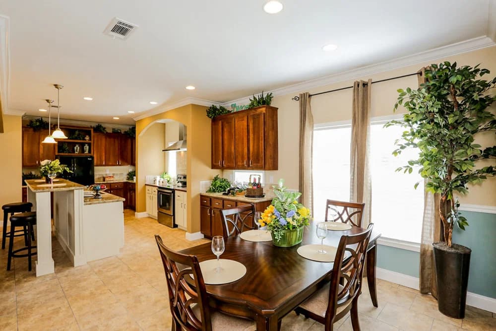 Fallsburg interior home features