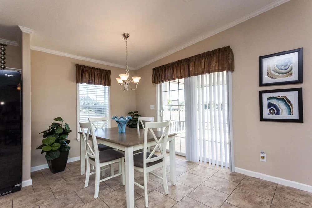 Mack interior home features