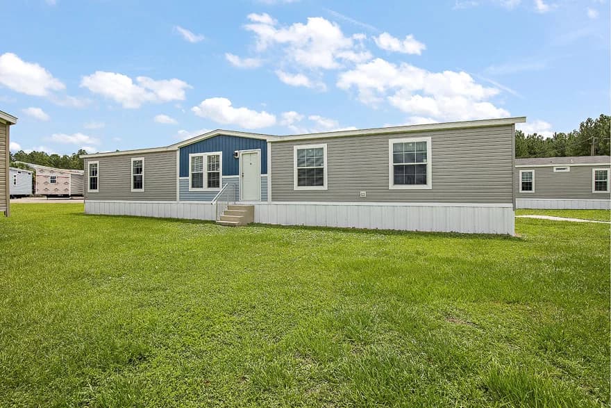 Apopka elevation and exterior home features