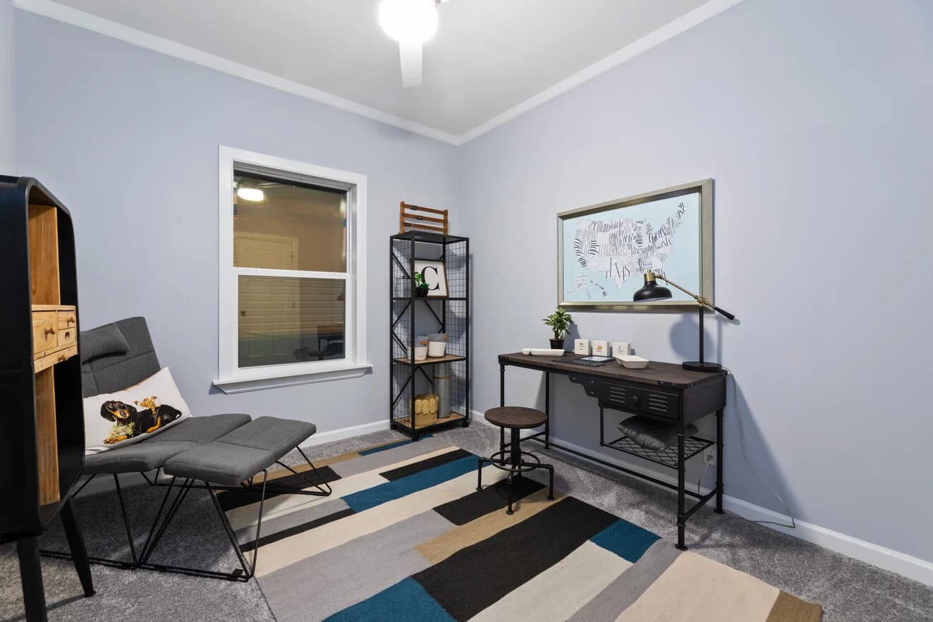 Finley 28684a bedroom home features