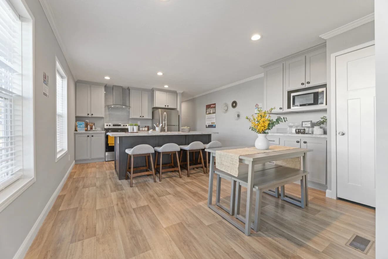 Cumberland duplex kitchen home features