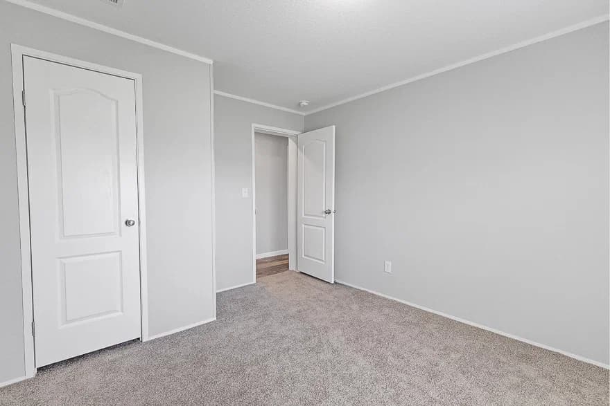 Apopka bedroom home features