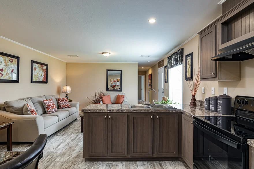 Miccosukee kitchen home features