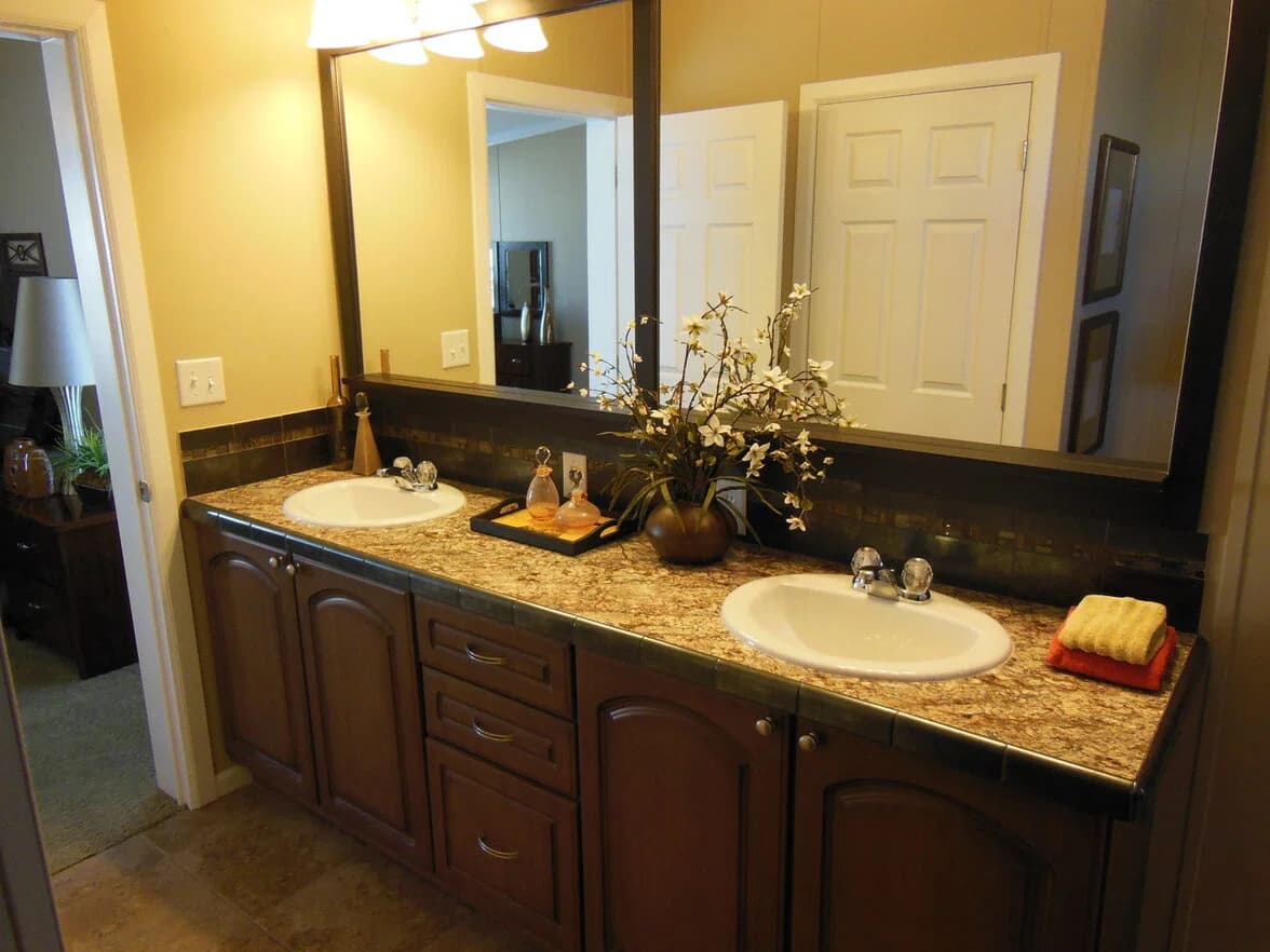 Pelican bay 30683a bathroom home features