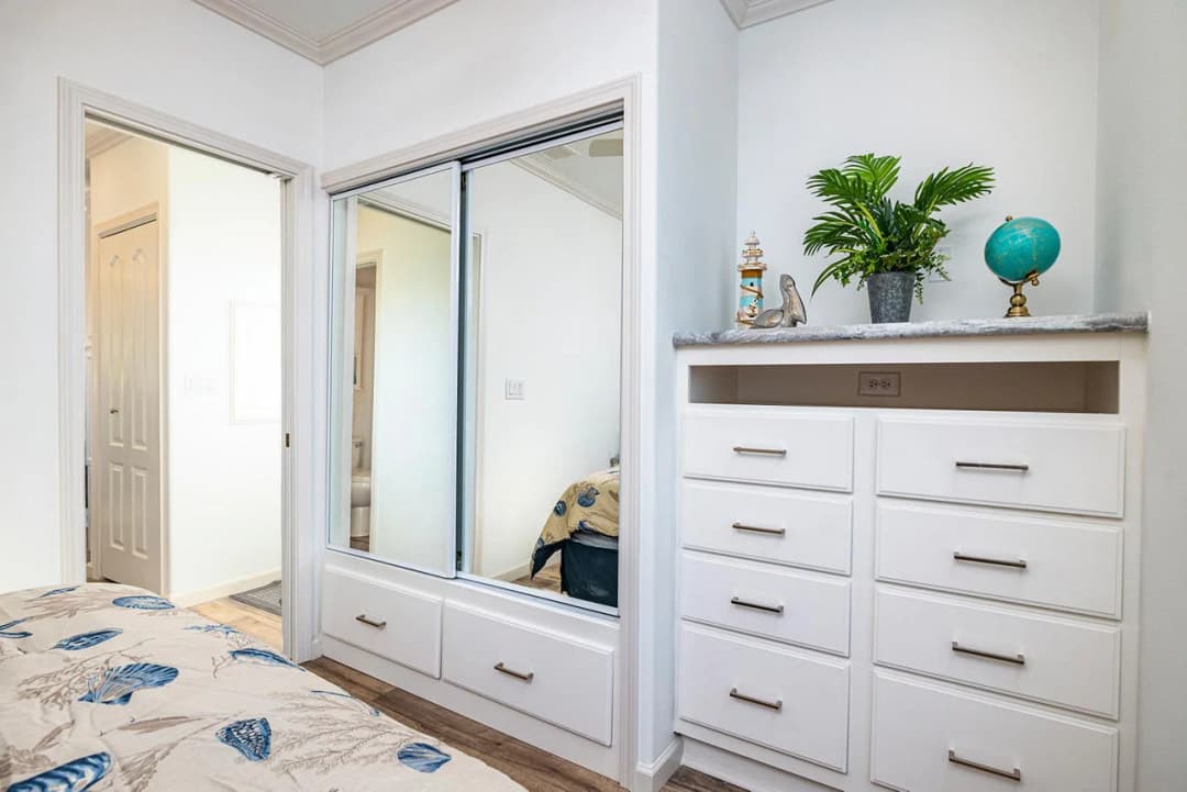 Palm bay 2641b bedroom home features