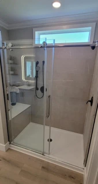 La belle vi 40643b bathroom home features