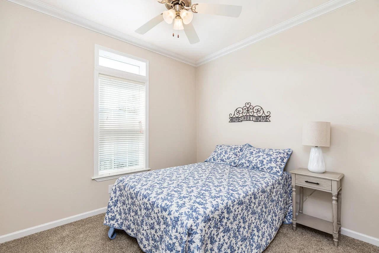 Silver springs 5035 bedroom home features
