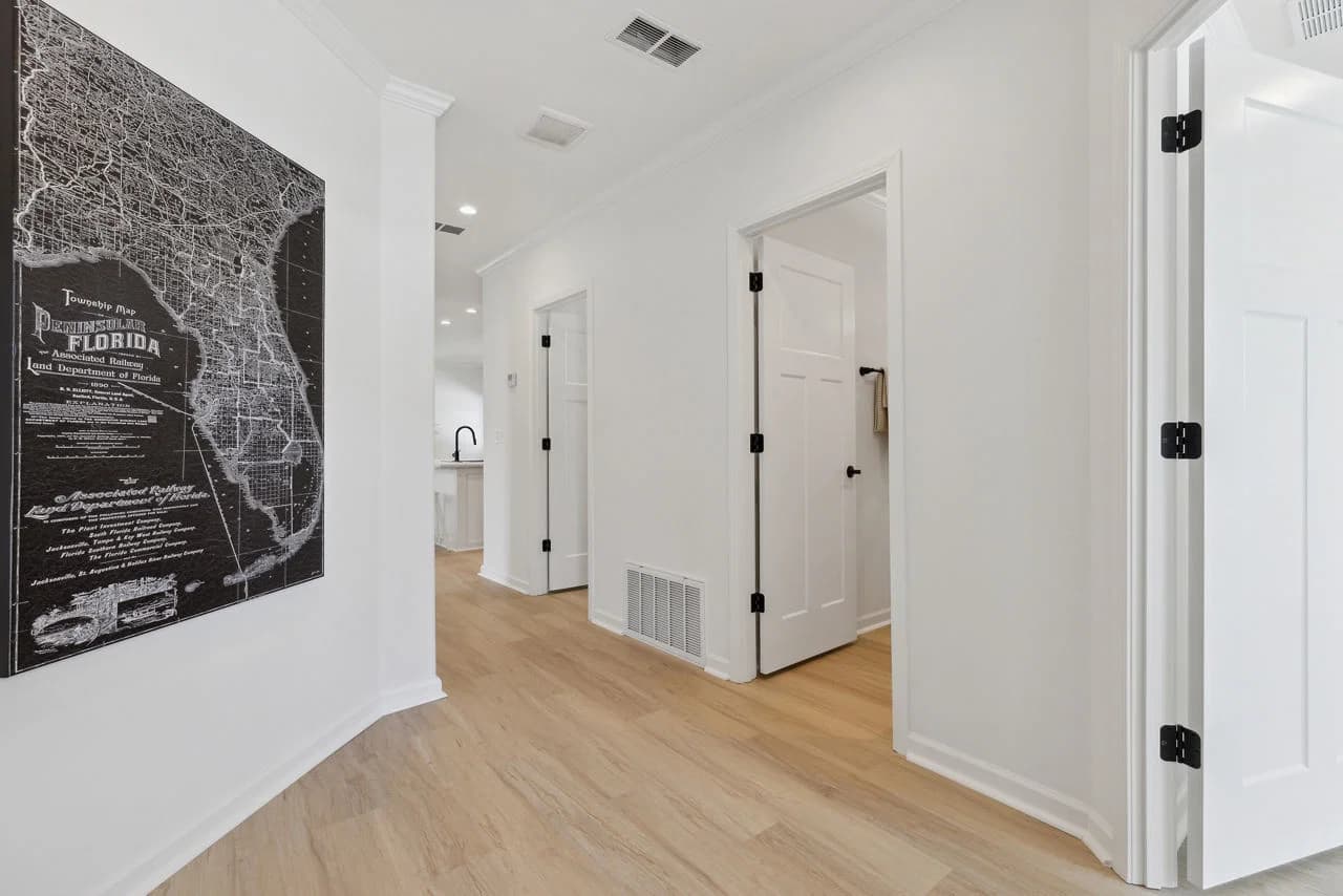 Silver springs 5044a bal harbour interior home features