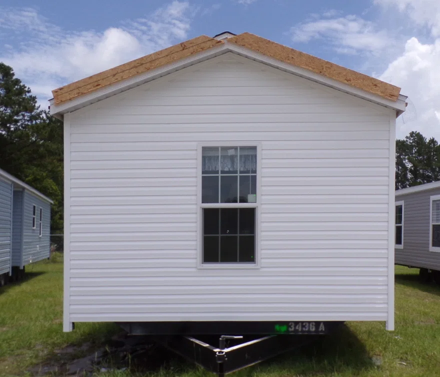 Lowery exterior home features