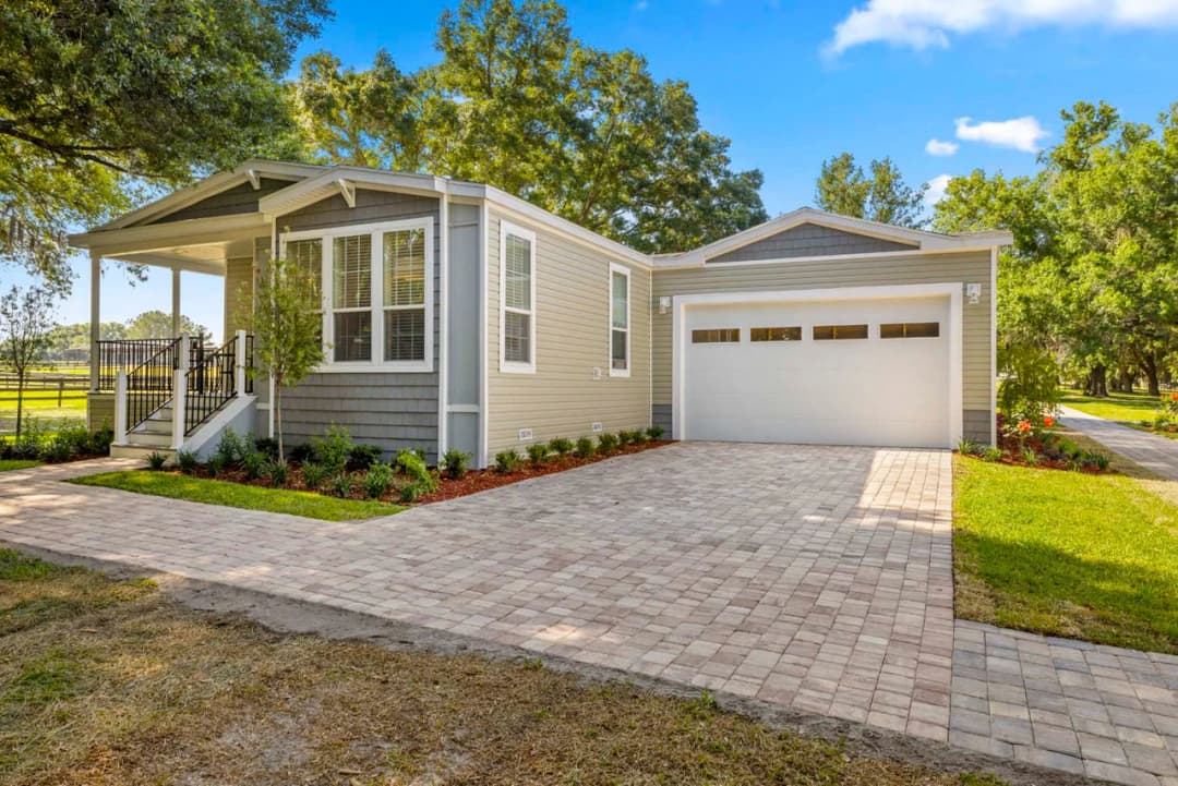 Silver springs 5046 elevation and exterior home features