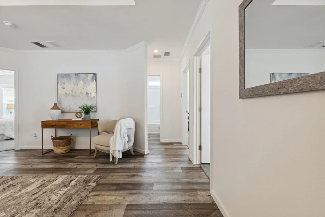 Silver springs 5029 interior home features