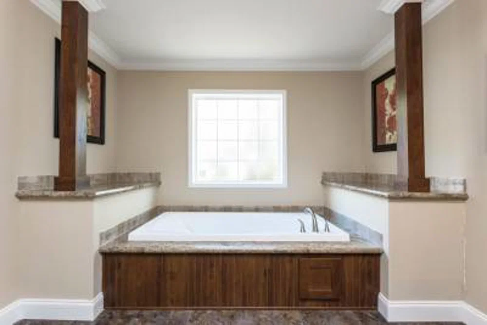Eastman bathroom home features