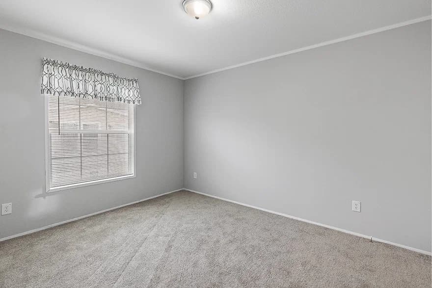 Apopka bedroom home features