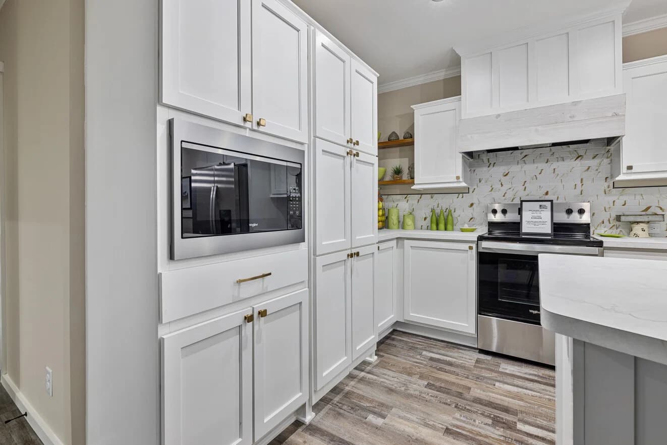 Pierce 28562a kitchen home features