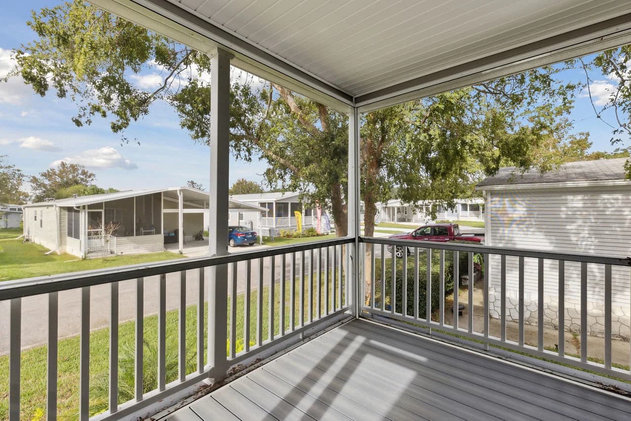 Silver springs 4893 exterior home features
