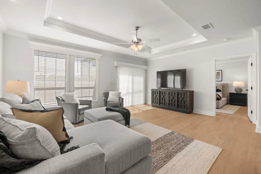 Silver springs 5355 interior home features